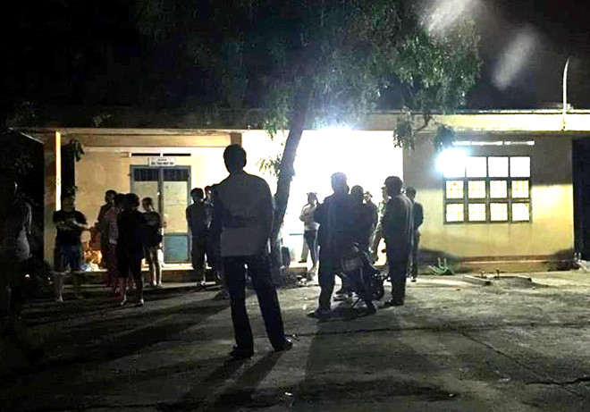 Con trai nghi bị cha đâm chết, gia đình không cho giám định pháp y