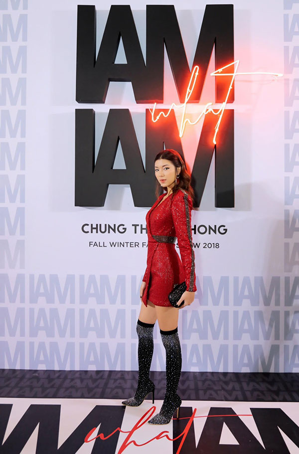 Thảm đỏ show Chung Thanh Phong: Khả Ngân thử style lạ, Quỳnh Anh Shyn giật giũ như chim sẻ đi mưa