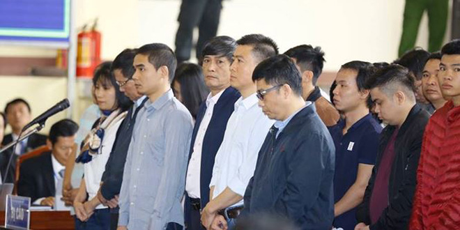 Vì sao các con bạc lao vào trò đỏ-đen như thiêu thân?