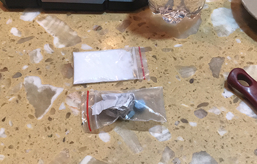 Cảnh sát đột kích nhà hàng có dàn tiếp viên đẹp ở Sài Gòn