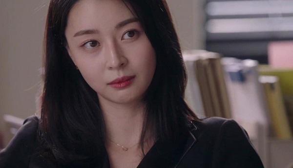 Bố mẹ ở quê lên thăm nhà, mẹ chồng tương lai nói 1 câu khiến tôi hủy hôn ngay