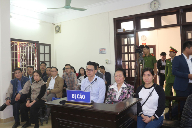 Hà Nội: 3 mẹ con bị truy tố tội Chống người thi hành công vụ