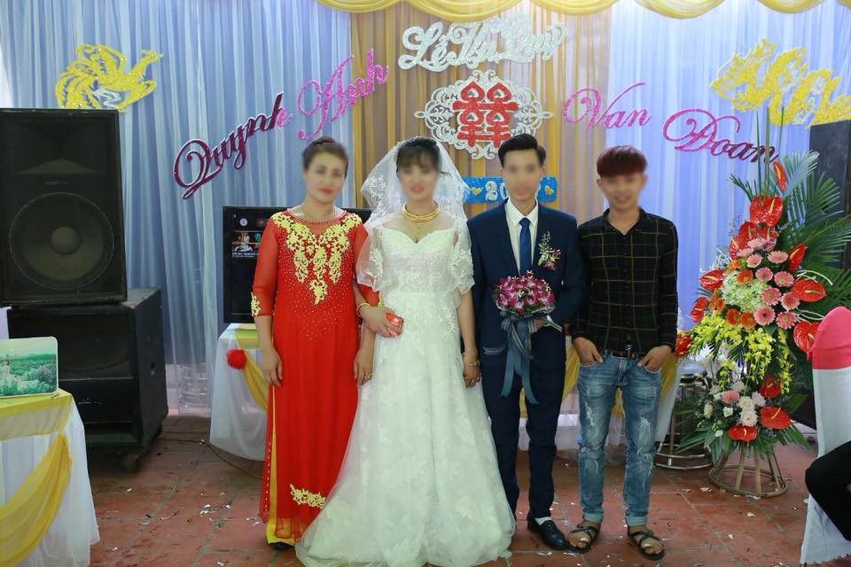 Cô dâu 18 tuổi treo cổ ngay trong tuần trăng mật từng tâm sự chuyện người yêu cũ với mẹ chồng