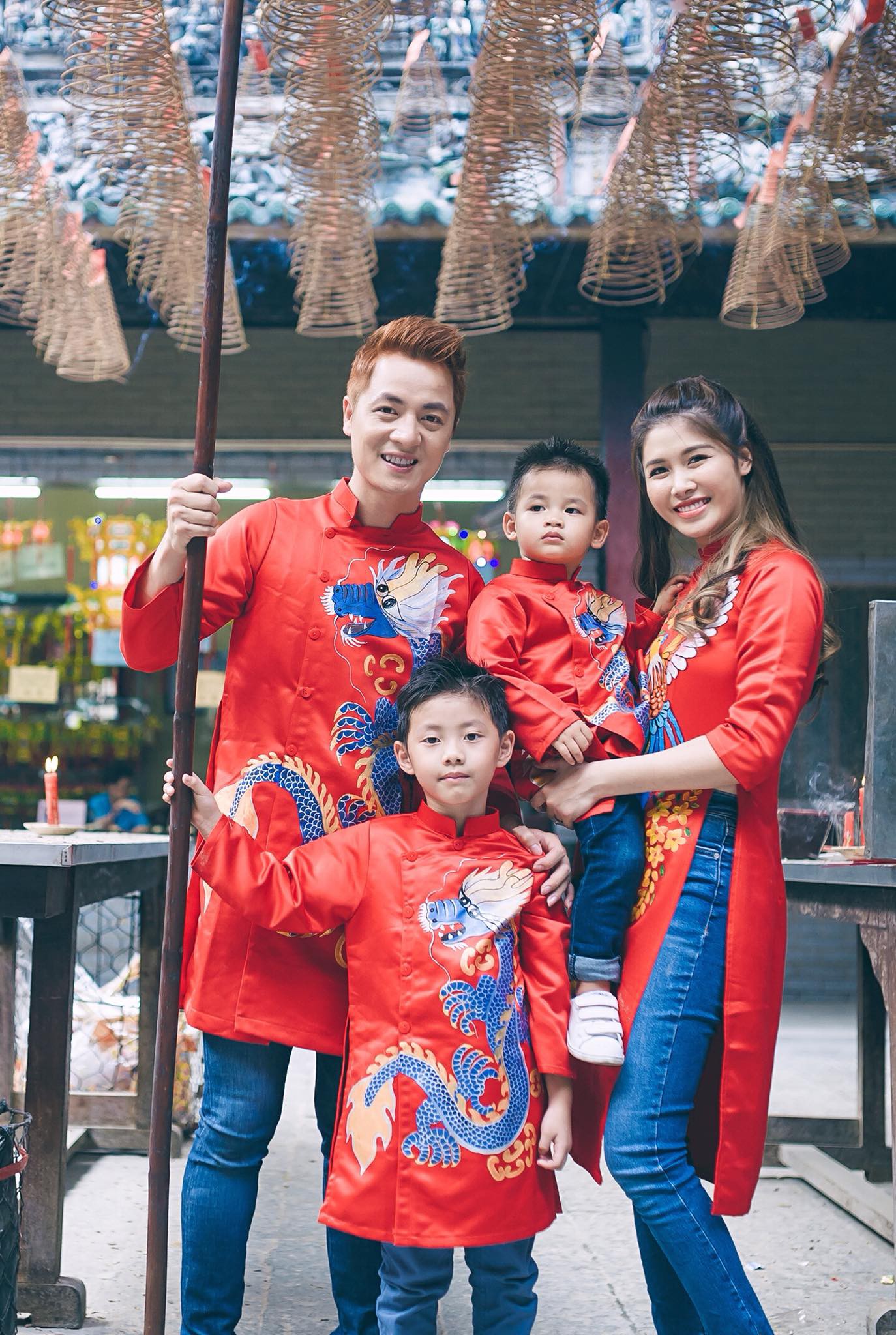 Nhiều năm gắn bó, Đăng Khôi vẫn được bà xã gửi lời chúc mừng sinh nhật lãng mạn như ngôn tình