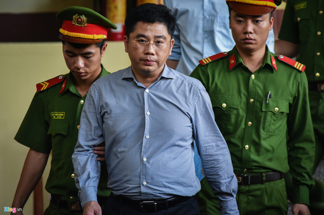 Những sắc thái trong phiên toà xét xử ông Phan Văn Vĩnh