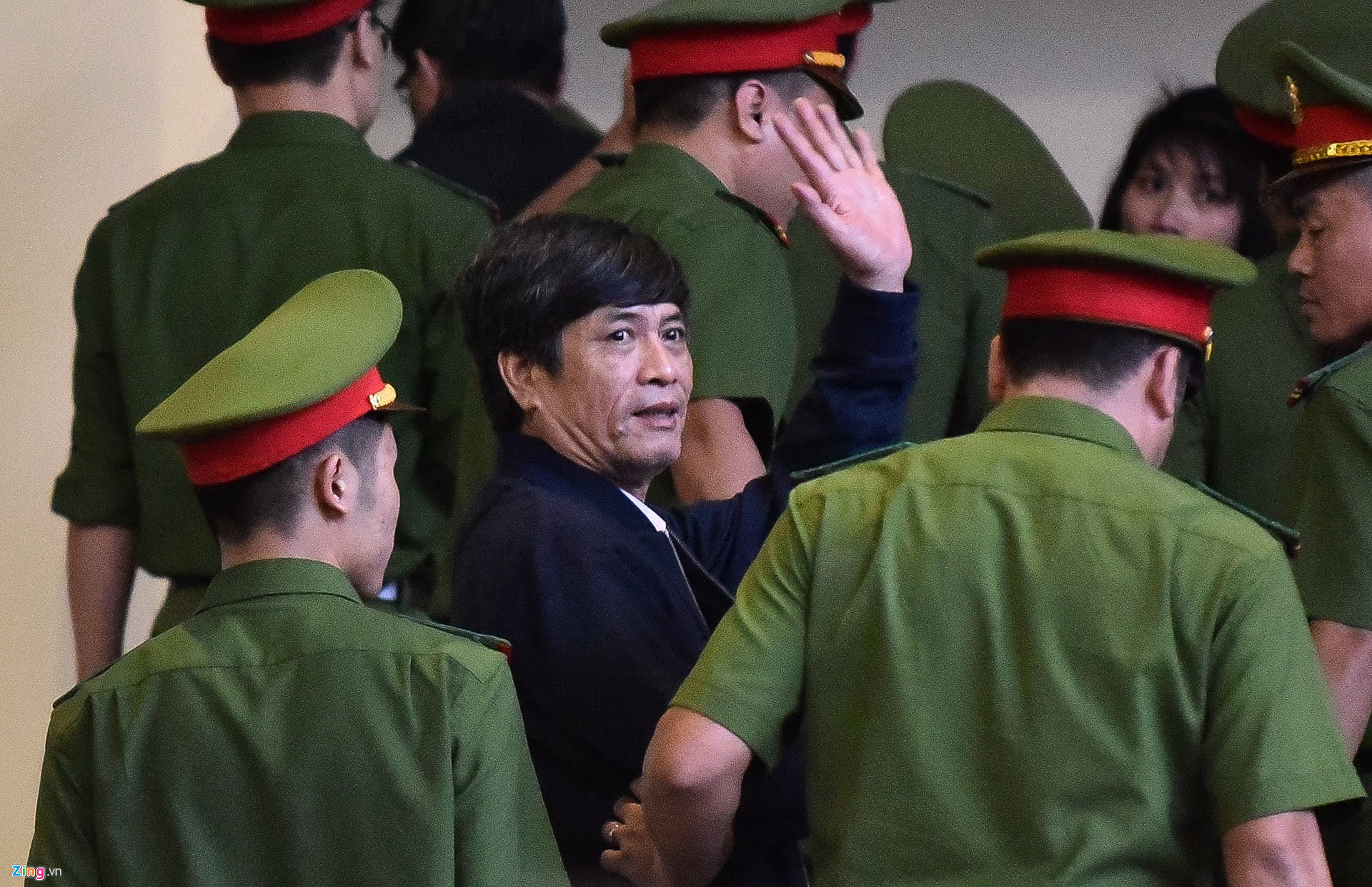 Những sắc thái trong phiên toà xét xử ông Phan Văn Vĩnh