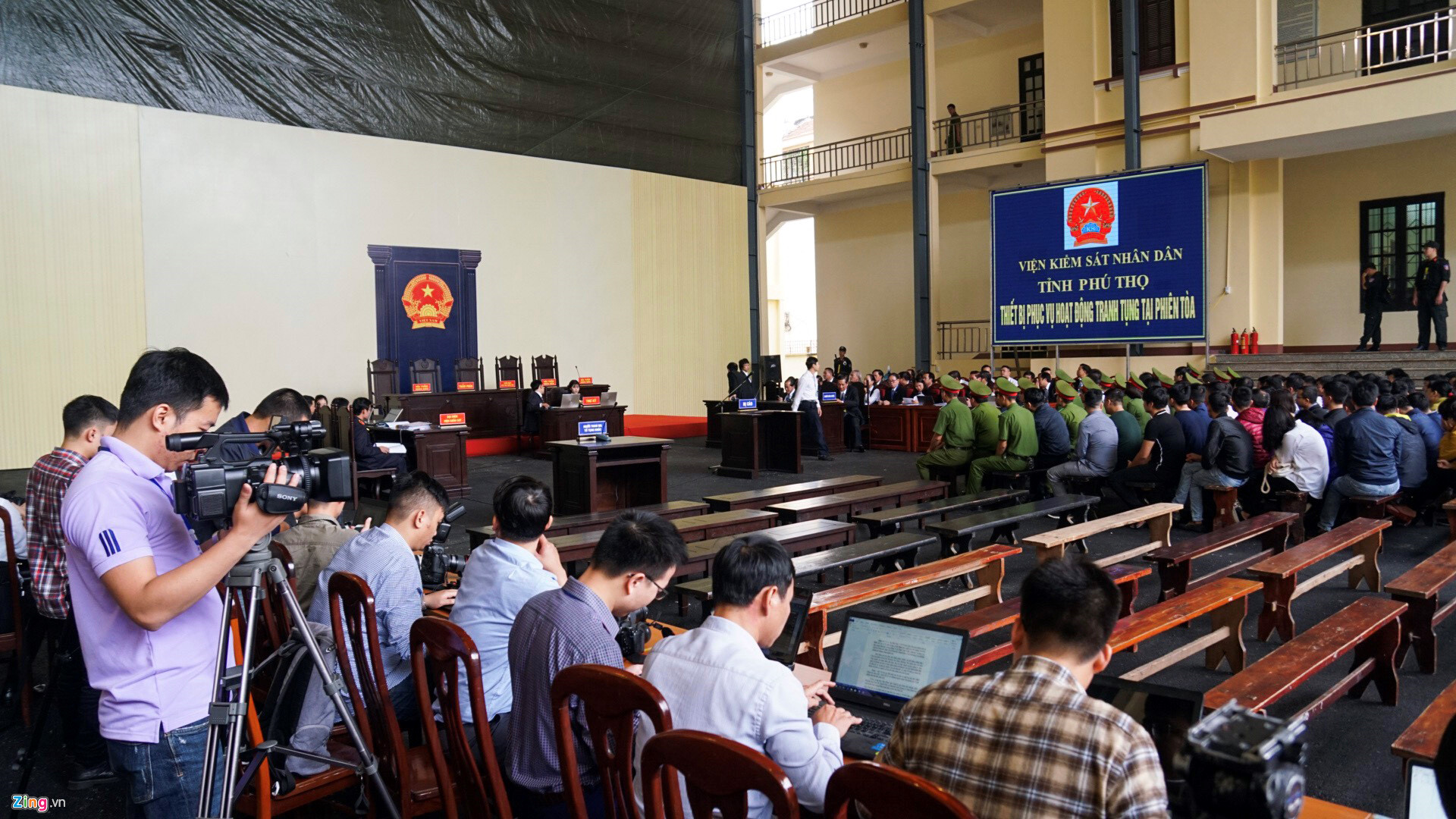 Những sắc thái trong phiên toà xét xử ông Phan Văn Vĩnh