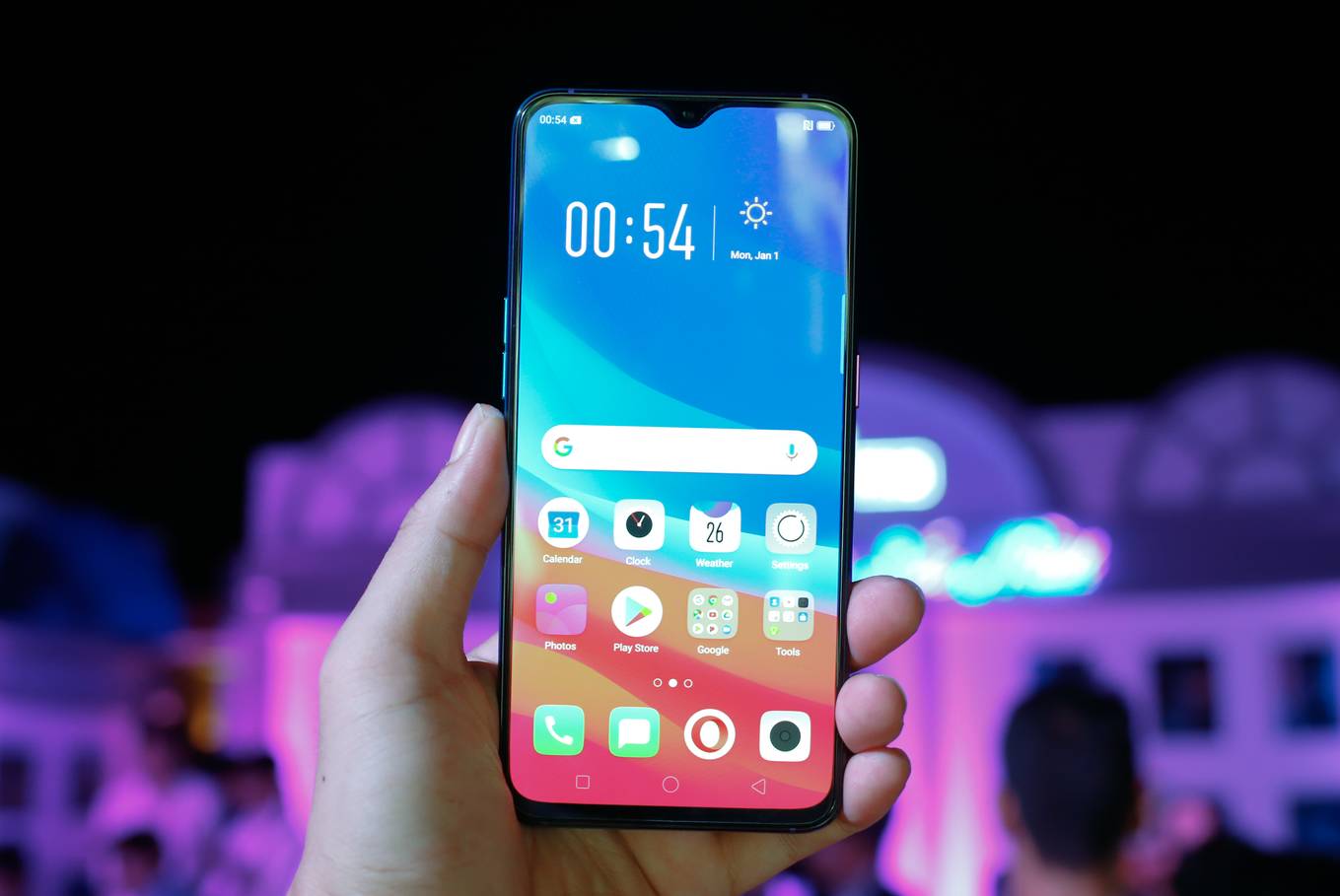 Oppo R17 Pro về Việt Nam giá 17 triệu đồng