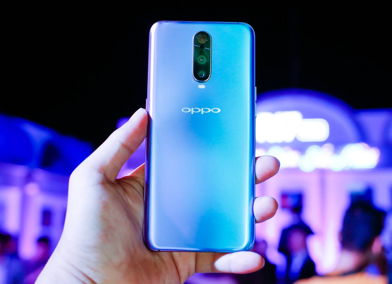 Oppo R17 Pro về Việt Nam giá 17 triệu đồng