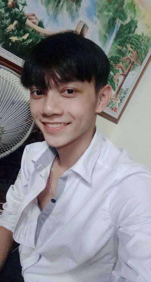 Mặc đi mặc lại một kiểu quần áo, chàng trai bị hiểu lầm là ở bẩn vì cả tuần không thay đồ Mặc đi mặc lại một kiểu quần áo, chàng trai bị hiểu lầm là ở bẩn vì cả tuần không thay đồ