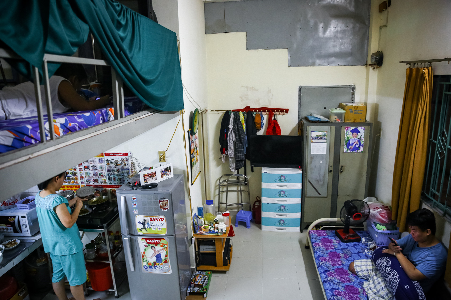 Chàng trai 9 lần lên bàn mổ sau tai nạn giao thông