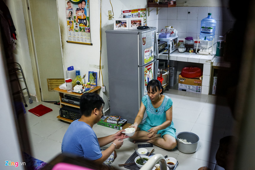 Chàng trai 9 lần lên bàn mổ sau tai nạn giao thông