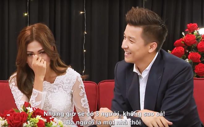 Lần đầu tiên có chuyện thí sinh Việt bị tước giải thưởng vì... che giấu làm mẹ đơn thân