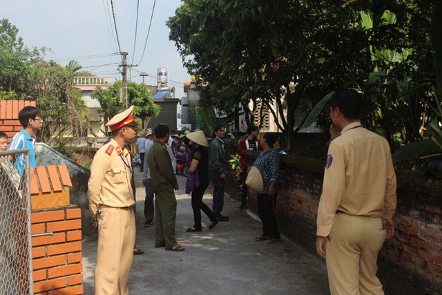 Nghẹt thở giải cứu bé gái 3 tuổi bị bắt làm con tin ở Hải Dương