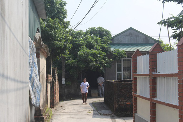 Nghẹt thở giải cứu bé gái 3 tuổi bị bắt làm con tin ở Hải Dương