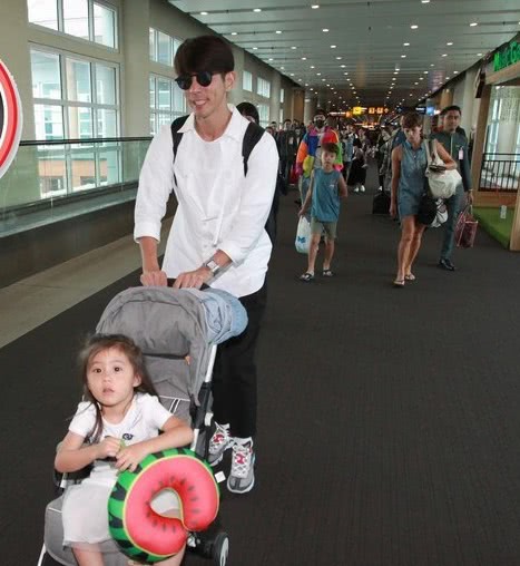 Tiết lộ chi phí hôn lễ cổ tích của Triệu Mẫn Giả Tịnh Văn và chồng trẻ kém 9 tuổi tại Bali