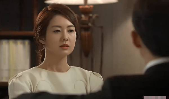 Chồng phải nịnh mãi vợ mới chịu đi khám thai, hóa ra đằng sau lại chứa đựng một bí mật kinh khủng