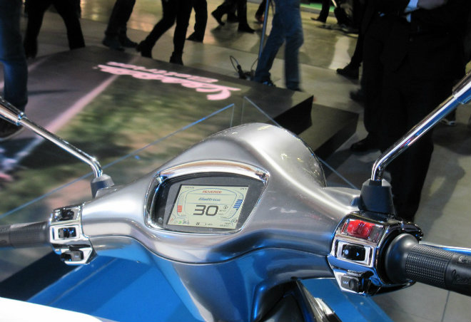 Xe ga điện Vespa Elettrica về Việt Nam năm 2019 với giá chát