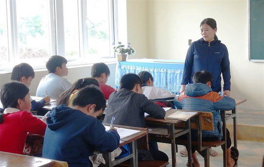 Cô giáo ép cả lớp tát học sinh 231 cái đã nhập viện cấp cứu