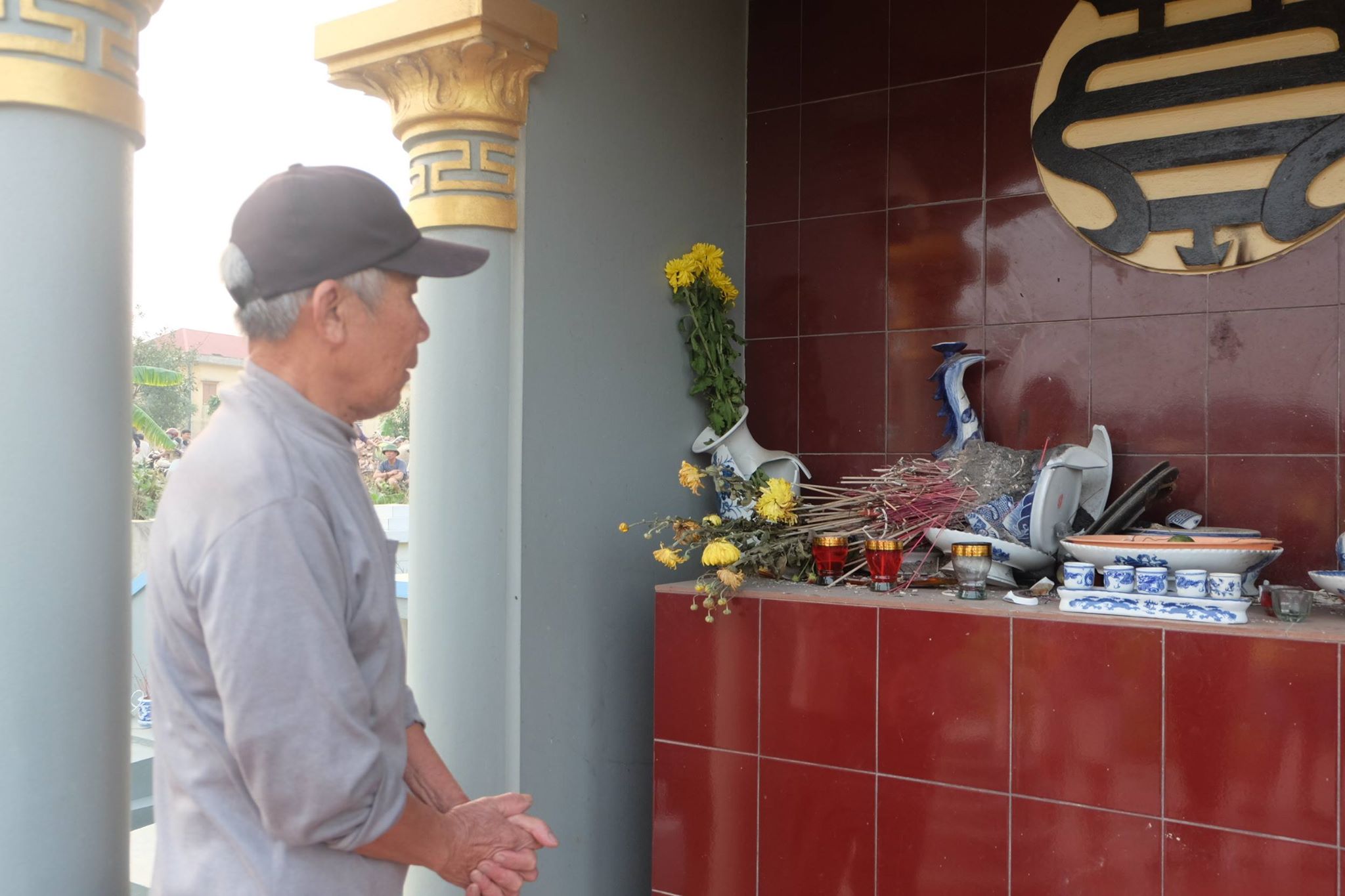 Hưng Yên: Phẫn uất bao trùm ngôi làng với gần 100 ngôi mộ bị phá