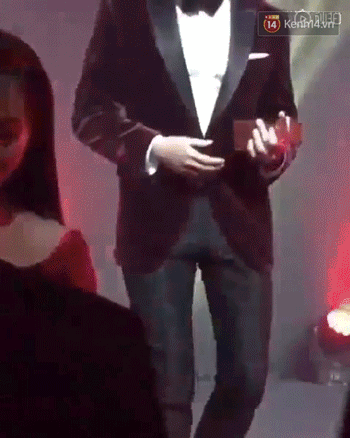 Đáng ngờ như cặp Thư Ký Kim Park Park: Ngoài mặt giả vờ bơ nhau, sau máy quay lại tíu tít