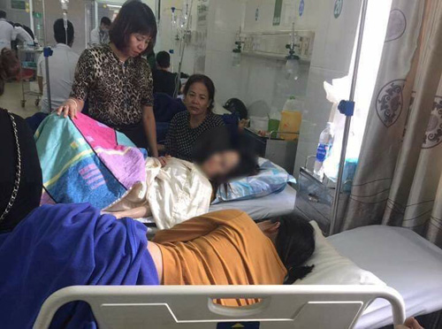 Vụ ngộ độc bánh mì: Đã có hơn 120 người nhập viện cấp cứu