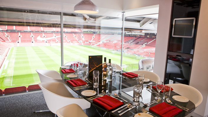 Khoảng 20.000 vé trận Việt Nam - Philippines đi đâu?