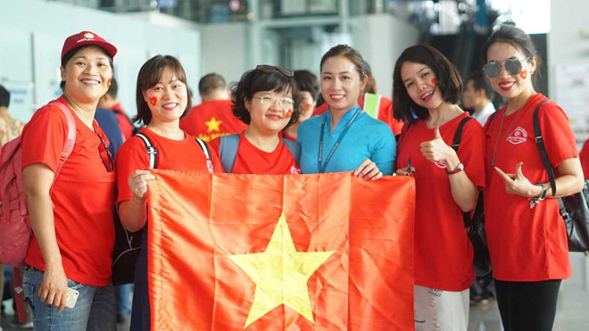 Nở rộ tour 17 - 24 triệu đồng sang Philippines xem bán kết