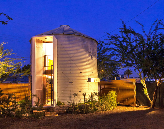 Nhà 34m2 vừa đẹp vừa thông minh của cặp vợ chồng trẻ khiến ai cũng mê