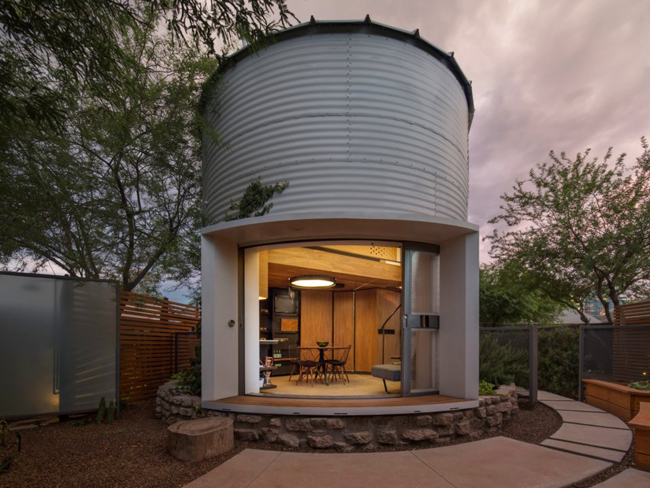 Nhà 34m2 vừa đẹp vừa thông minh của cặp vợ chồng trẻ khiến ai cũng mê