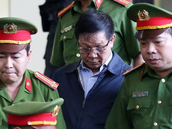 Ông Phan Văn Vĩnh nhập viện có dự phiên tòa tuyên án ngày mai?