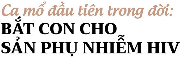 Nơi bác sĩ phải mặc áo mưa, đeo 3 lớp găng tay trong phòng mổ
