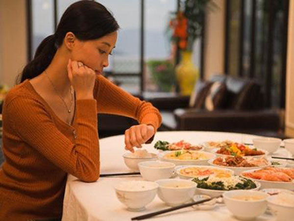 Khi đã thay lòng đổi dạ, đàn ông dễ dàng thốt ra 5 câu này với vợ