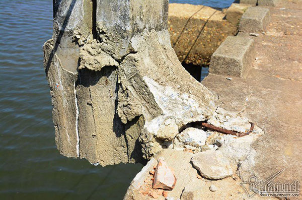 Đứng tim nhìn thanh niên loạng choạng lách qua cầu vĩnh biệt