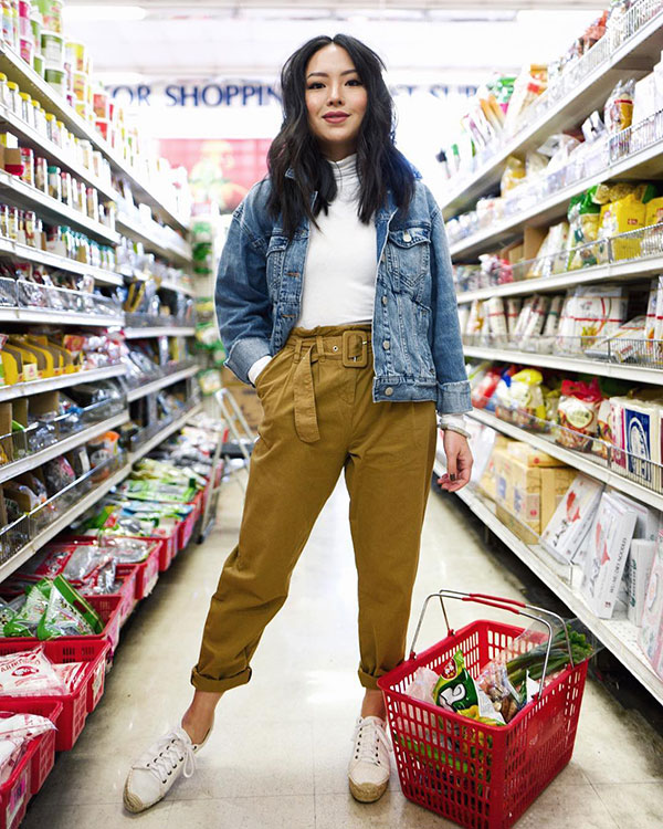 Muốn ăn gian chiều cao khi diện đồ ngày đông, bạn sẽ cần đến chiếc quần cạp cao tít cùng 3 cách mix&match; sau