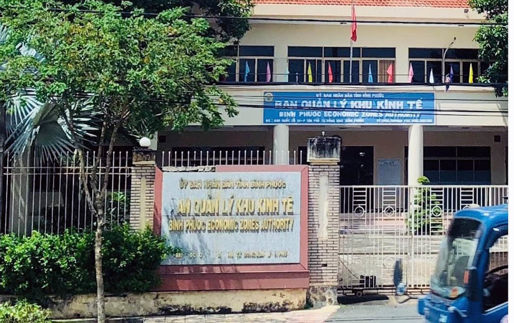 Bình Phước: Tiến sĩ kinh tế xin nghỉ vì không được giao việc