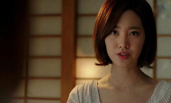 Vì tấm vé bóng đá hụt mà chồng đá thúng đụng nia, quên cả sinh nhật vợ