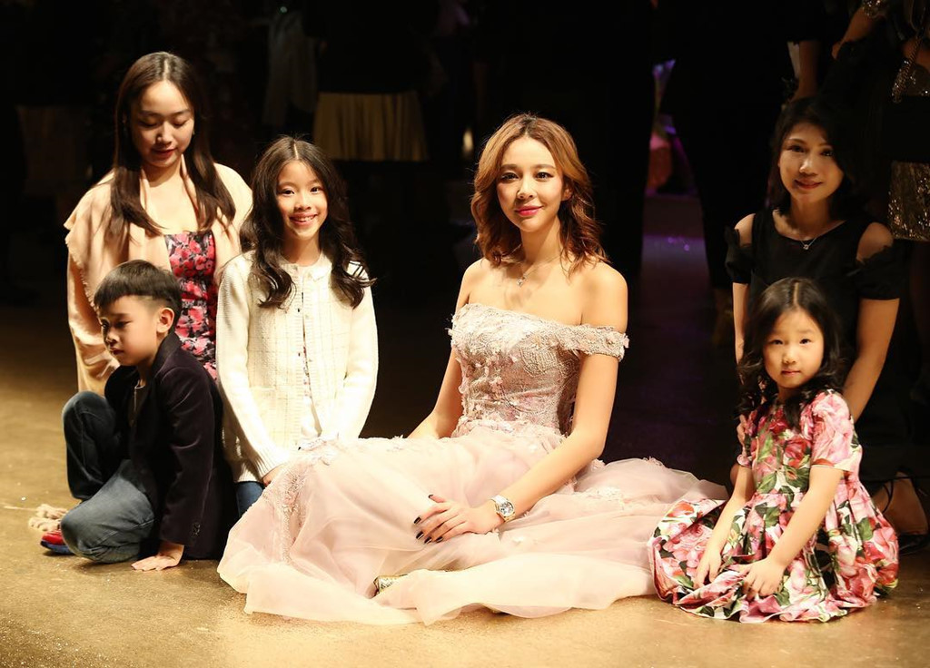 Hoa hậu Trung Quốc khổ sở sau vụ giật bồ tỷ phú của Naomi Campbell