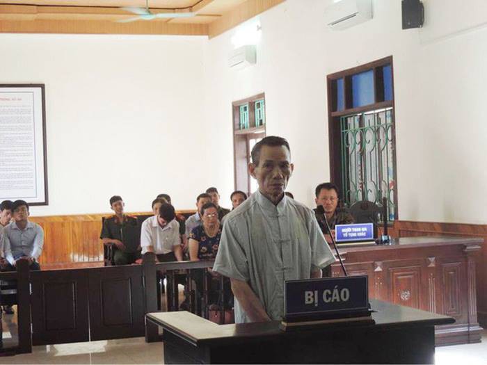 Yêu râu xanh 73 tuổi lấy lý do lãng tai để bỏ qua chứng cứ buộc tội, bị tuyên án 12 năm