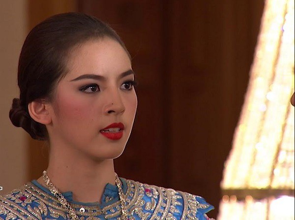 Chồng ăn phở bằng chiêu tinh vi nhưng ai dè vỏ quýt dày thì gặp ngay móng tay nhọn