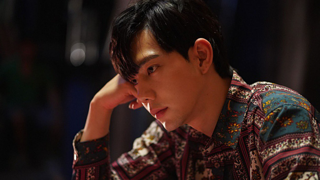 Nam chính trong MV 16+ của Chi Pu bất ngờ nhận giải thưởng Châu Á