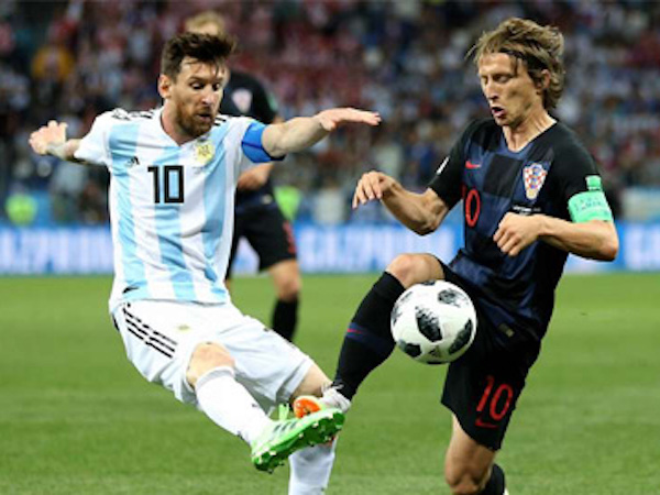 Vượt Messi, Modric được IFFHS bầu là cầu thủ xuất sắc nhất thế giới