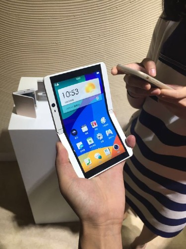 Oppo có thể ra smartphone màn hình gập trước Samsung