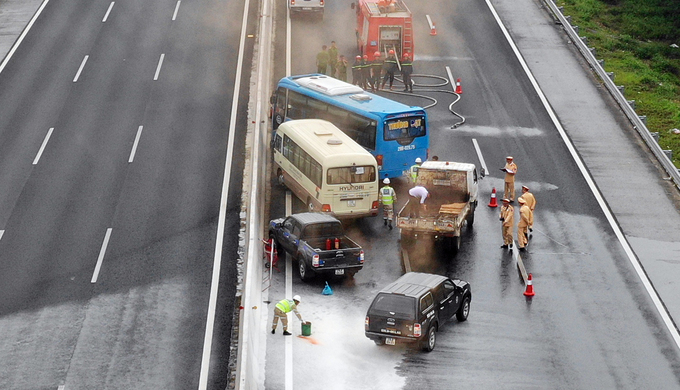 Diễn tập ứng phó tai nạn liên hoàn trên cao tốc Hà Nội - Hải Phòng