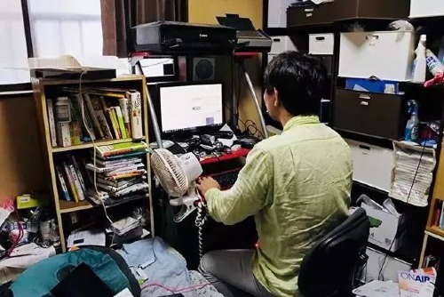 Cha mẹ Nhật 80 tuổi tan nát trái tim vì những đứa con tuổi 50