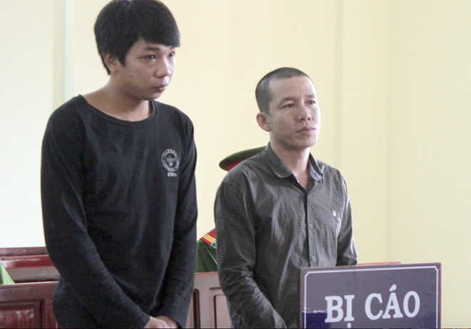 Bé gái 13 tuổi sinh con, hai người đàn ông vào tù