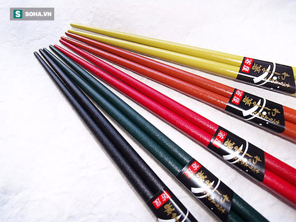 BS khuyến cáo: 3 loại đũa này tuyệt đối không nên mua về dùng, rất có hại cho sức khỏe