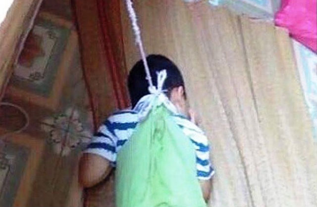 Hai cô giáo mầm non sốc, phải nghỉ dạy sau vụ buộc dây bé 4 tuổi