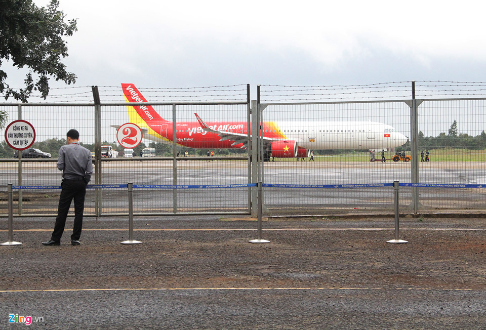 Hiện trường máy bay VietJet gặp sự cố khiến 6 hành khách bị thương