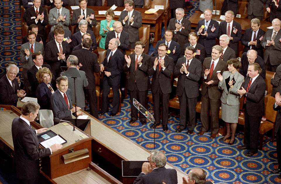 94 năm cuộc đời của tổng thống Mỹ Bush cha